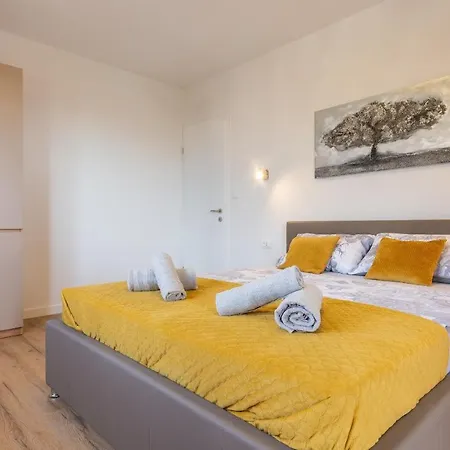 Vakantiehuis My Dalmatia - Sea View Velebita With Private Swimming Pool Ražanac