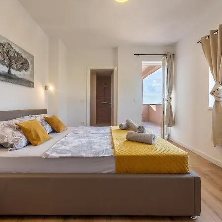 Дом отдыха My Dalmatia - Sea View Velebita With Private Swimming Pool